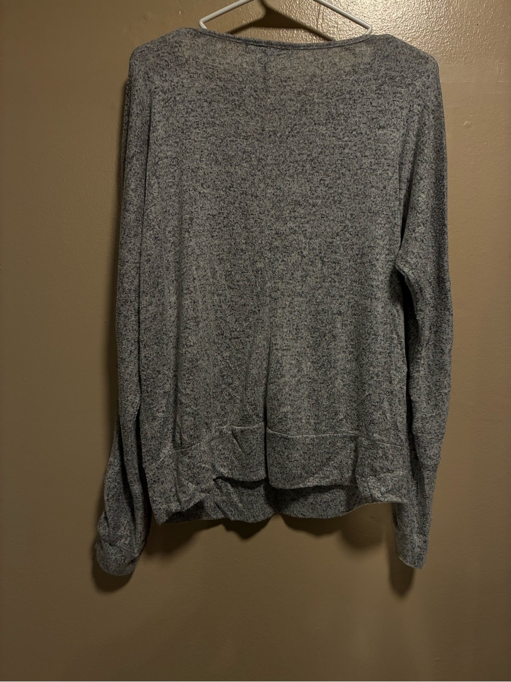 Carolyn Taylor Heather Gray Knit Top with Button Accents - Picture 2 of 3